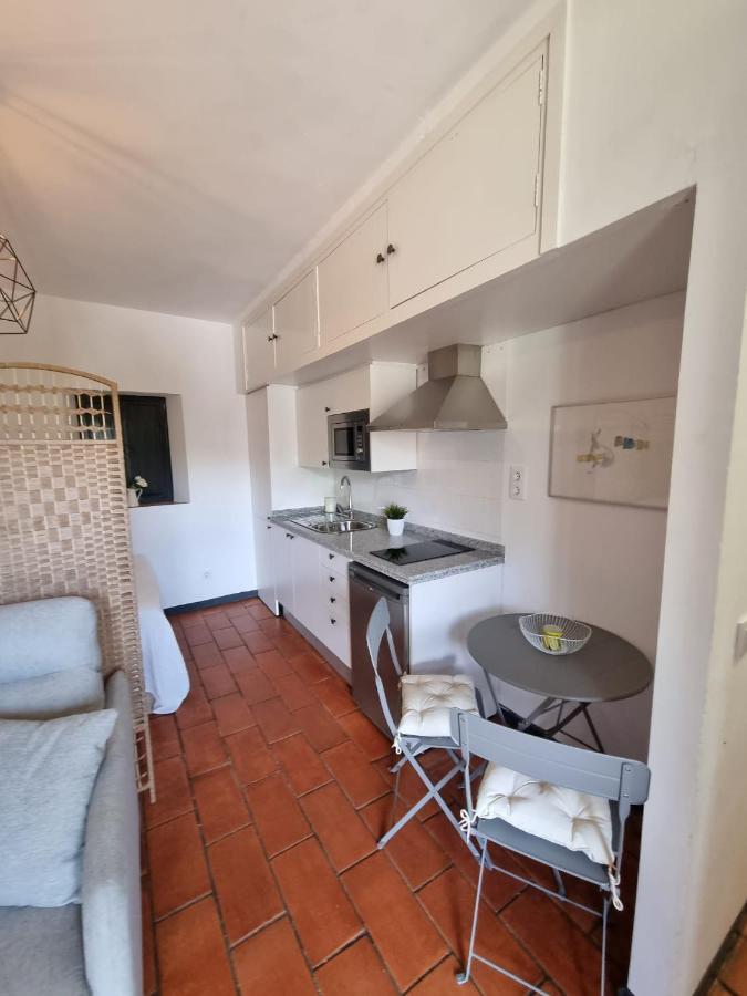 Apartamento Con Patio Sevillano Exterior photo